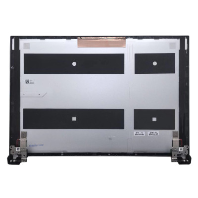 By GIGABYTE AERO X16 2025 LCD traseiro tampa superior tampa traseira Uma caixa de prata at pcspare.com — Global Laptop Parts Center