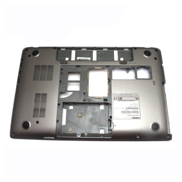 By Toshiba Satellite P850 P855 P855 B2S AP0OT000200 K000131610 D покрывает нижний корпус at pcspare.com — Global Laptop Parts Center