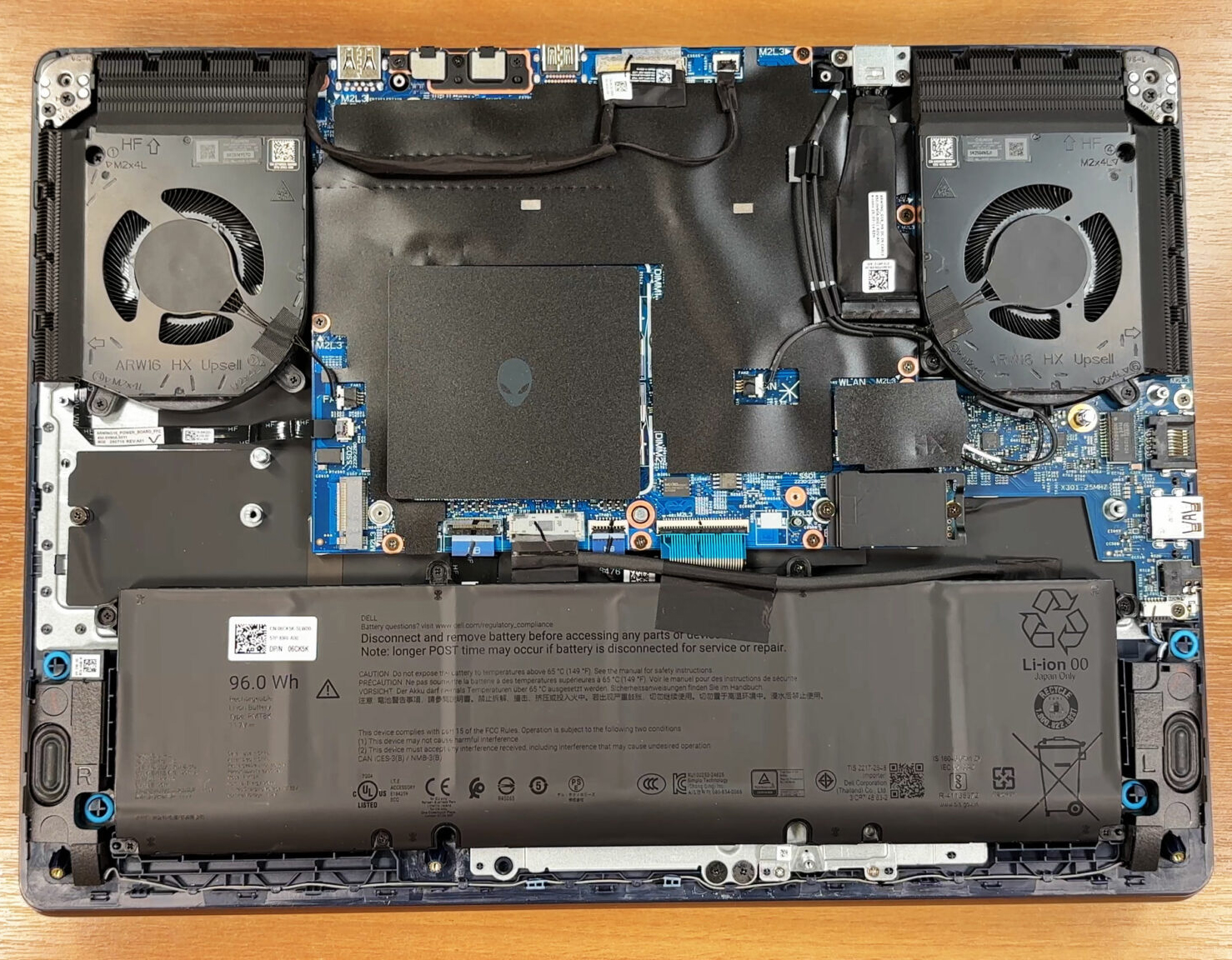 How to replace and fix Dell Alienware 16 16X Aurora AC16250 AC16251 RGB backlit US keyboard palmrest 0F0TF1 (DELL AC16251)